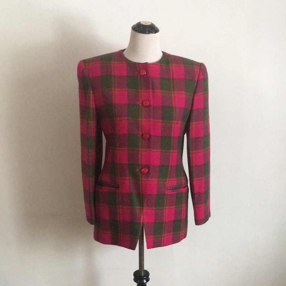 COPY - Harvé Bernard 100% Wool Pink and Green Blazer: Size 4